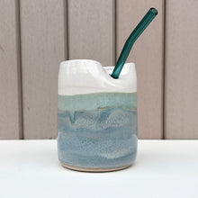 Load image into Gallery viewer, Mountain Fog Straw Cup
